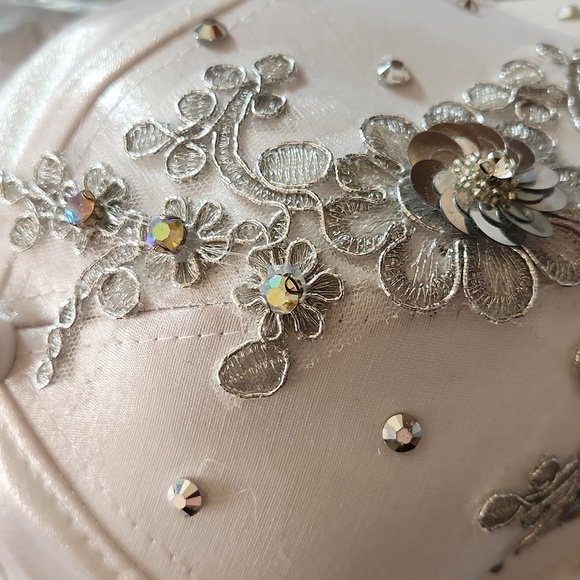 Brand New Handmade Womens Hat - Picture 5 of 7